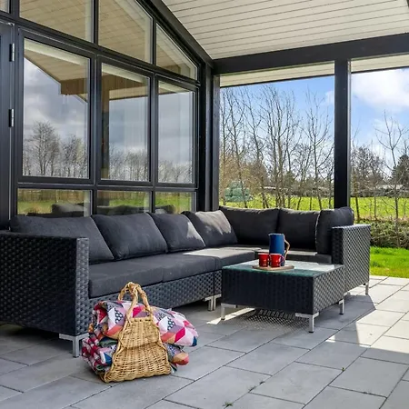Holiday home Gudke - From The Sea By Interhome
